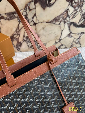 Goyard Black shoulder bag Premium Replica