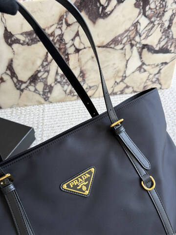 Prada Black shoulder bag AAA Quality Replica