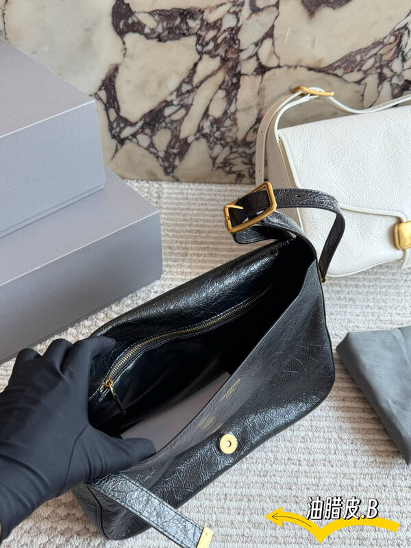 Balenciaga Black shoulder bag — Premium Replica