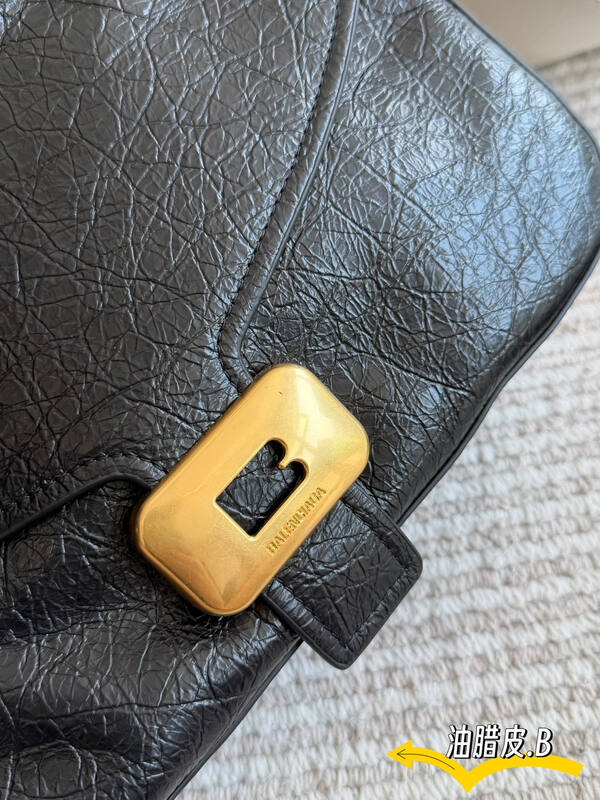 Balenciaga Black shoulder bag — Premium Replica
