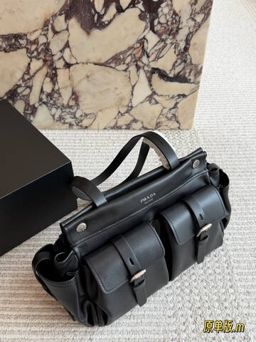 Prada Black shoulder bag Top Quality Replica