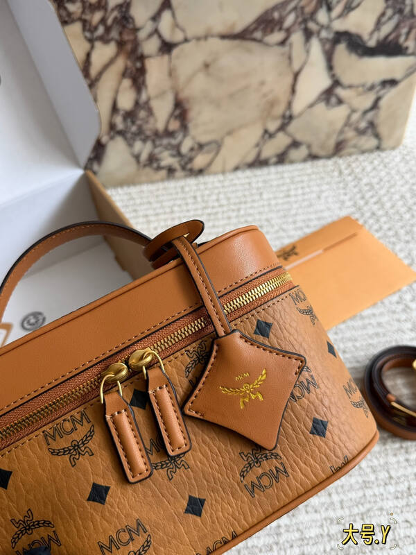 MCM Monogram 40x30x16cm shoulder bag — Top Quality Replica