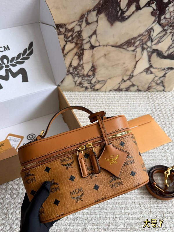 MCM Monogram 40x30x16cm shoulder bag — Top Quality Replica