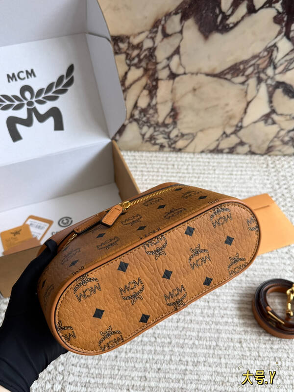 MCM Monogram 40x30x16cm shoulder bag — Top Quality Replica