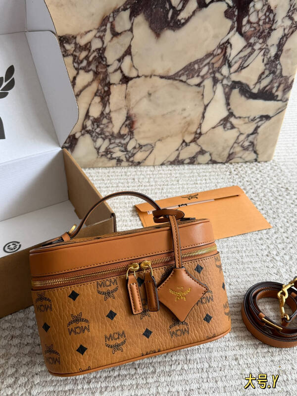 MCM Monogram 40x30x16cm shoulder bag — Top Quality Replica
