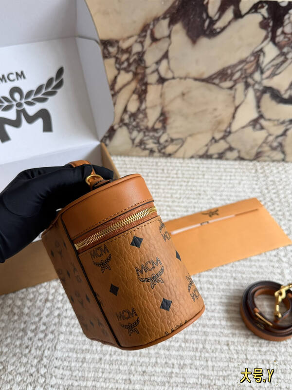 MCM Monogram 40x30x16cm shoulder bag — Top Quality Replica