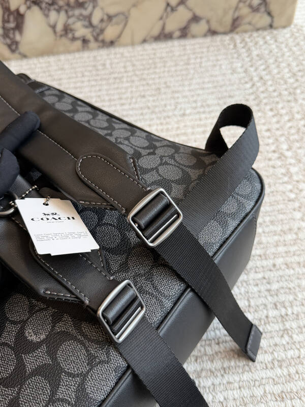Coach Black shoulder bag — Premium Replica