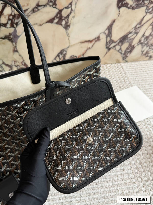 Goyard Black shoulder bag — Top Quality Replica