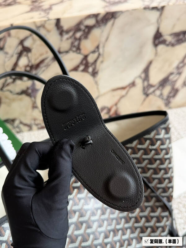 Goyard Black shoulder bag — Top Quality Replica