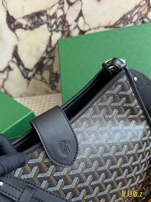Goyard Black shoulder bag — AAA Quality Replica