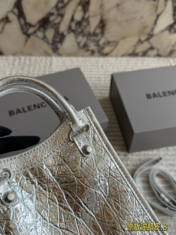 Balenciaga Le Cagole Silver shoulder bag — AAA Quality Replica