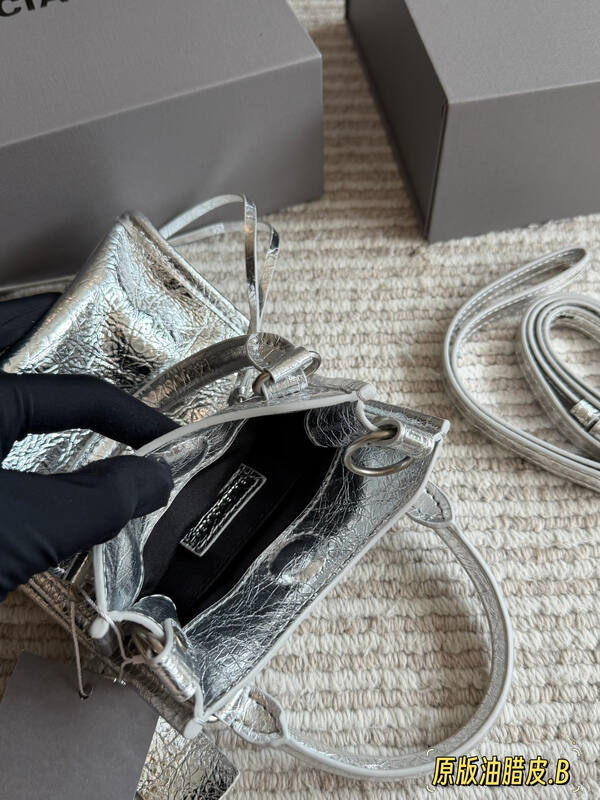 Balenciaga Le Cagole Silver shoulder bag — AAA Quality Replica