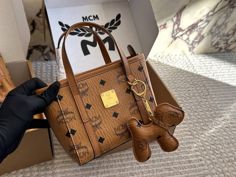 MCM Toni Visetos shoulder bag — 1:1 Replica