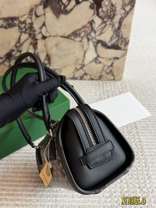Goyard Black shoulder bag — 1:1 Replica