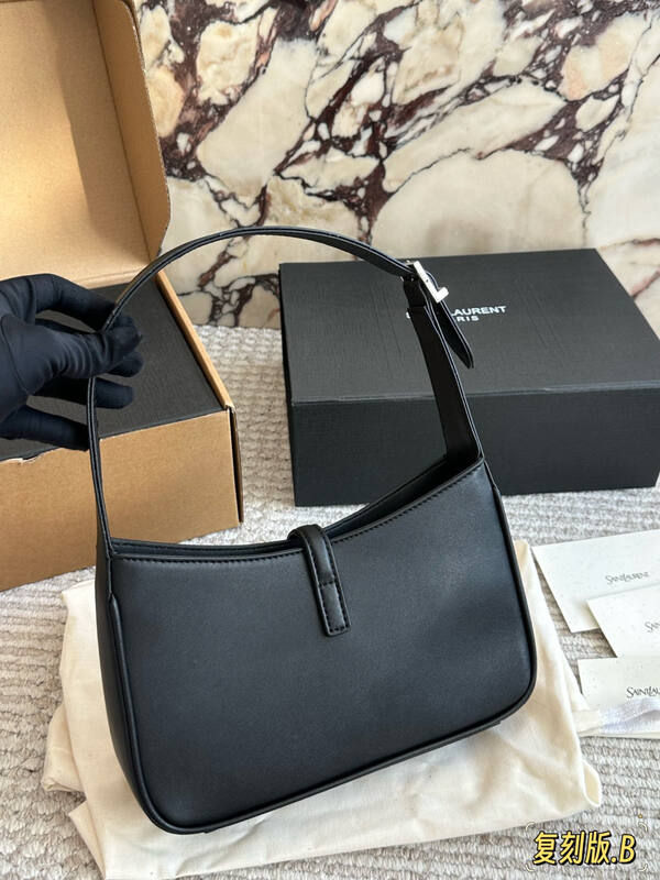 Celine everyday — Premium Replica