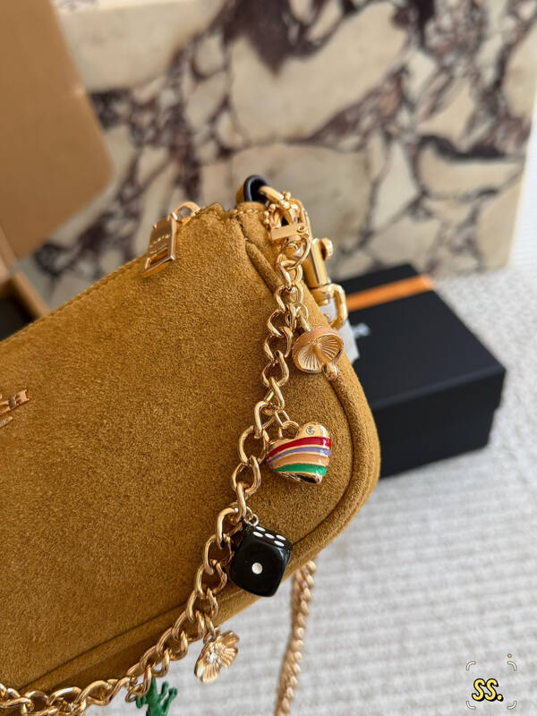Coach shoulder bag — AAA Quality Replica