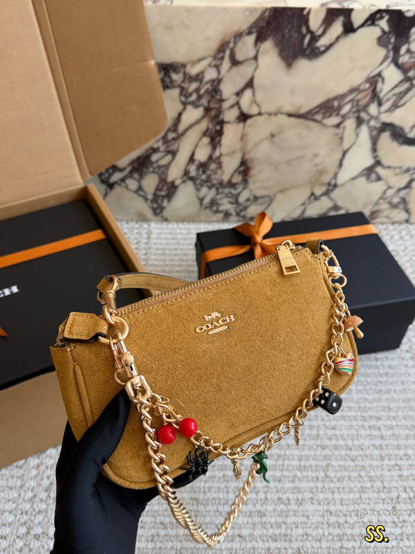 Coach shoulder bag — AAA Quality Replica