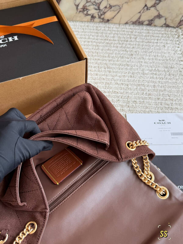 Coach Brown shoulder bag — 1:1 Replica