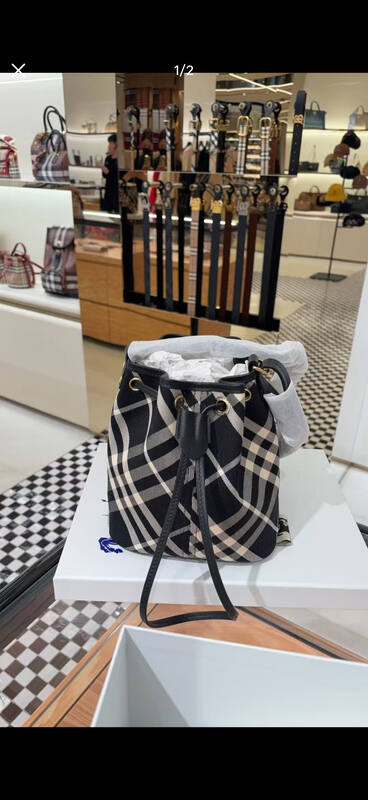 Burberry Brown 25x18x10cm shoulder bag — 1:1 Replica
