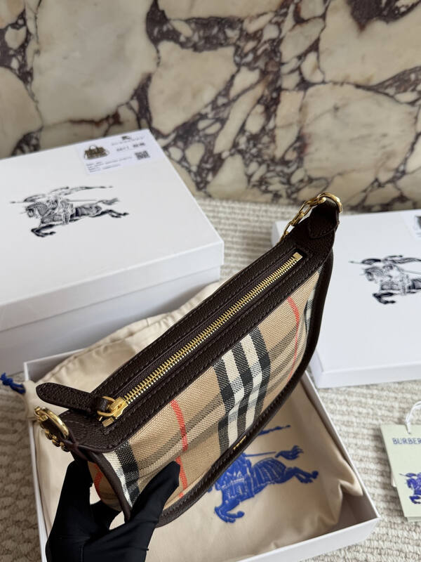 Burberry Brown 25x18x10cm shoulder bag — Top Quality Replica
