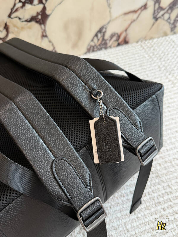 Coach Black shoulder bag — 1:1 Replica