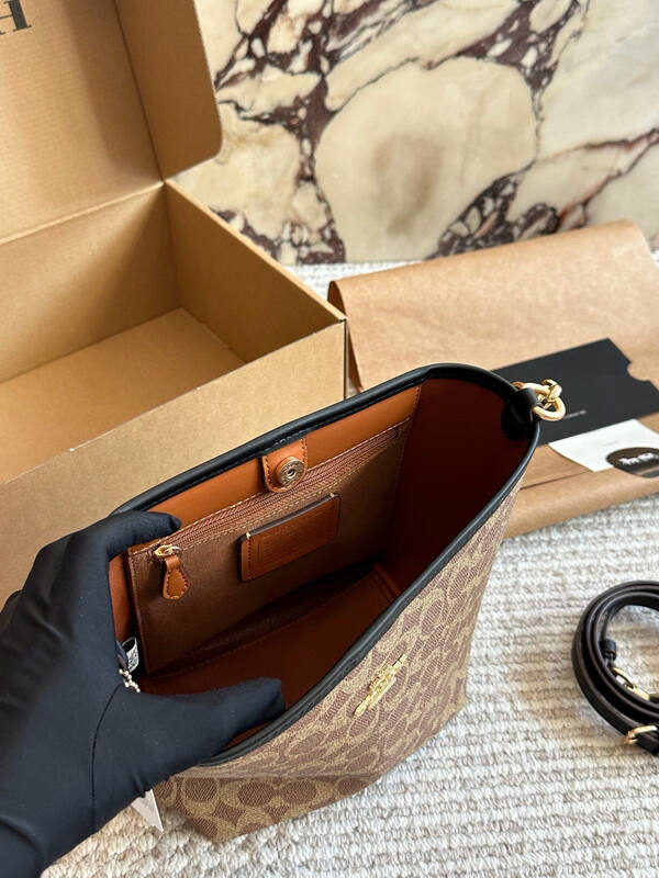 Coach Black shoulder bag — Top Quality Replica