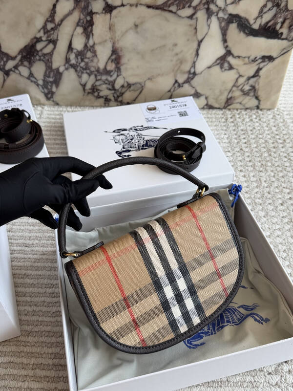 Burberry Black shoulder bag — AAA Quality Replica