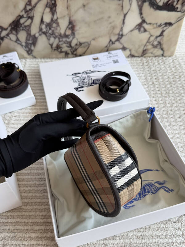 Burberry Black shoulder bag — AAA Quality Replica