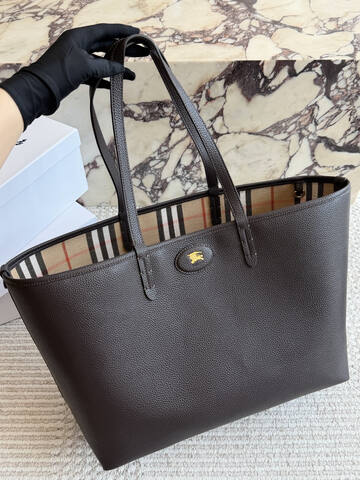 Burberry Black shoulder bag Top Quality Replica