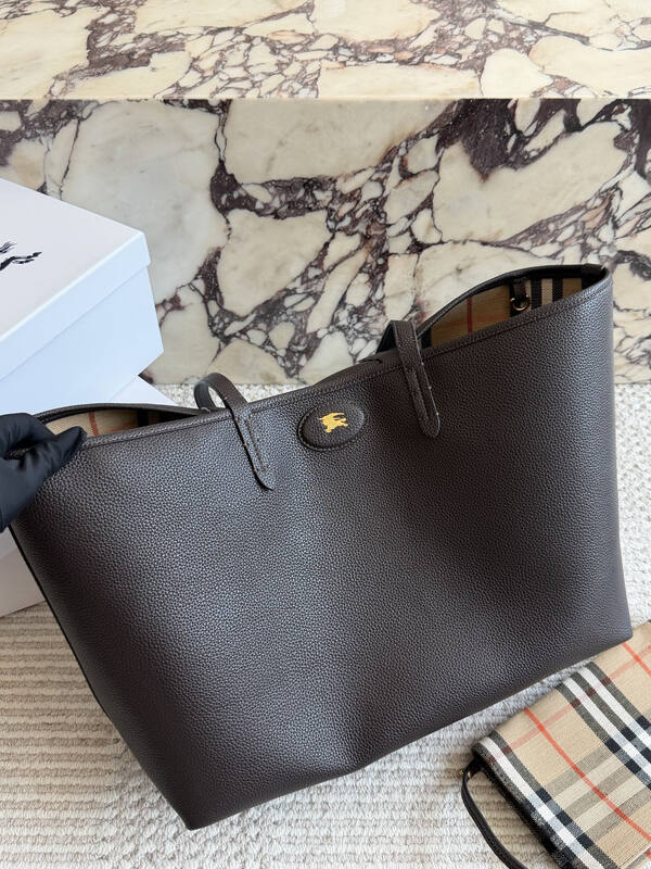 Burberry Brown shoulder bag — Top Quality Replica