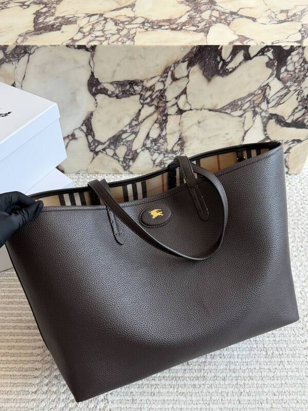 Burberry Brown shoulder bag — Top Quality Replica