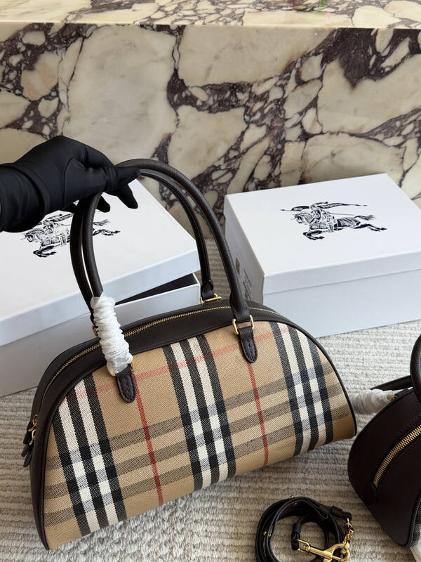 Burberry Brown shoulder bag — Top Quality Replica