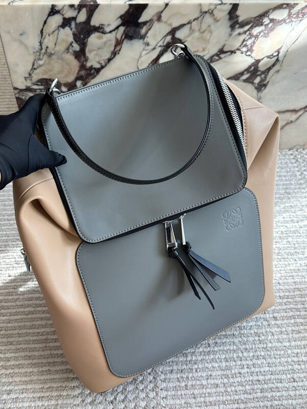 Loewe Beige 25x18x10cm shoulder bag — Premium Replica
