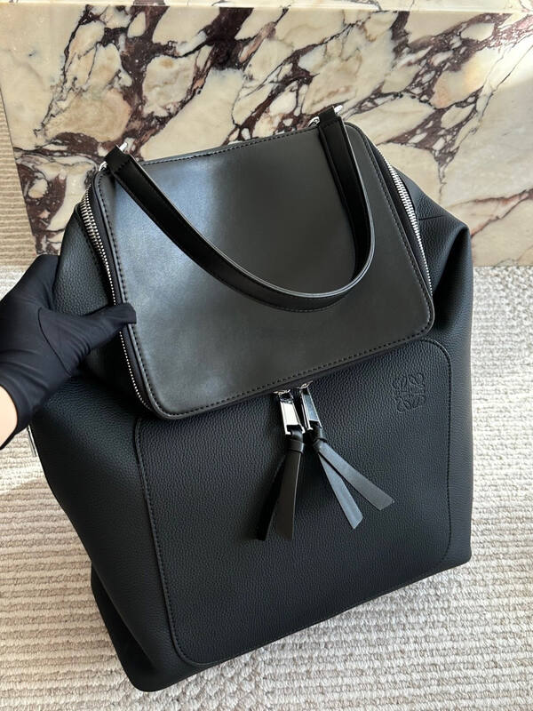 Loewe Beige 25x18x10cm shoulder bag — Premium Replica