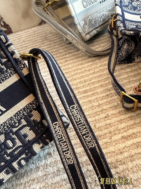 Dior Mini Tote Blue and Beige Oblique — Premium Replica