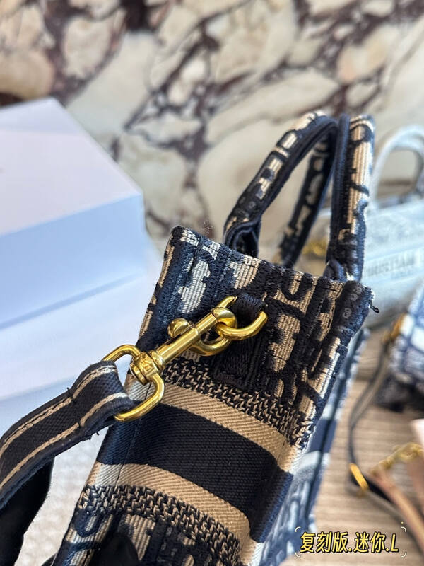 Dior Mini Tote Blue and Beige Oblique — Premium Replica