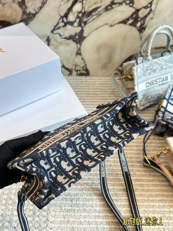 Dior Mini Tote Blue and Beige Oblique — Premium Replica