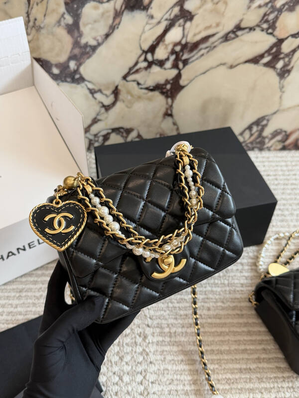 Chanel Black mini crossbody — Premium Replica