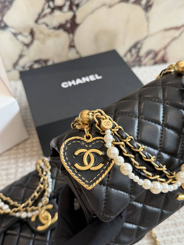Chanel Black mini crossbody — Premium Replica