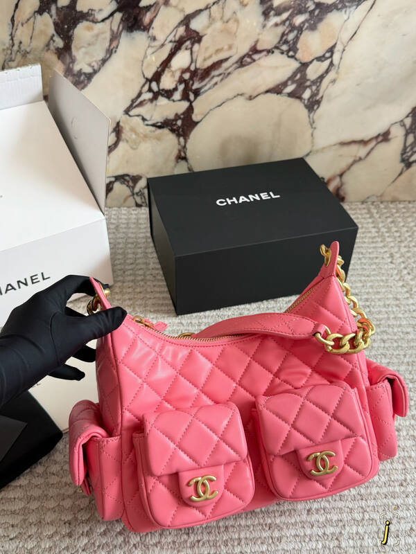 Chanel Hobo Black shoulder — 1:1 Replica