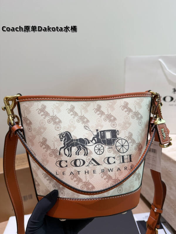Coach Monogram shoulder bag — 1:1 Replica
