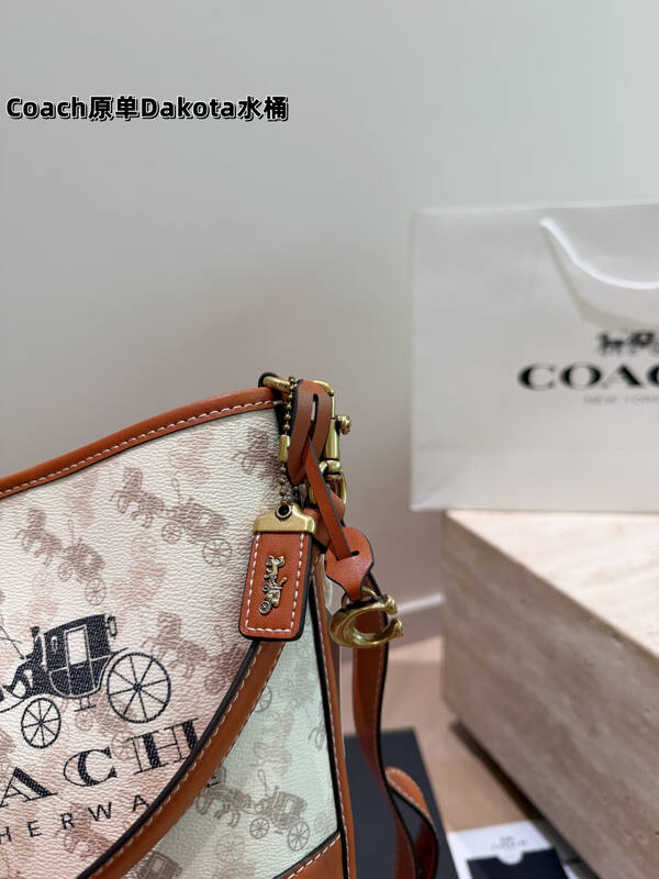 Coach Monogram shoulder bag — 1:1 Replica