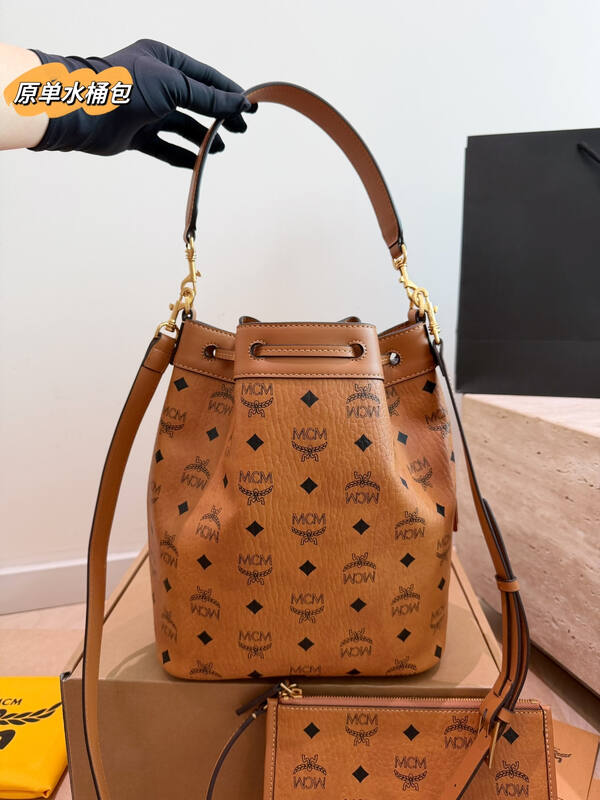 MCM Visetos 30x22x12cm shoulder bag — Premium Replica