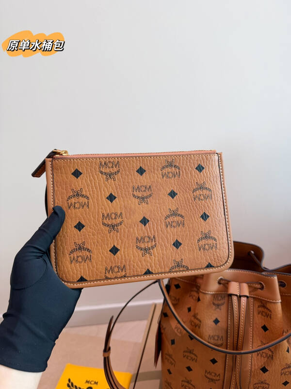 MCM Visetos 30x22x12cm shoulder bag — Premium Replica