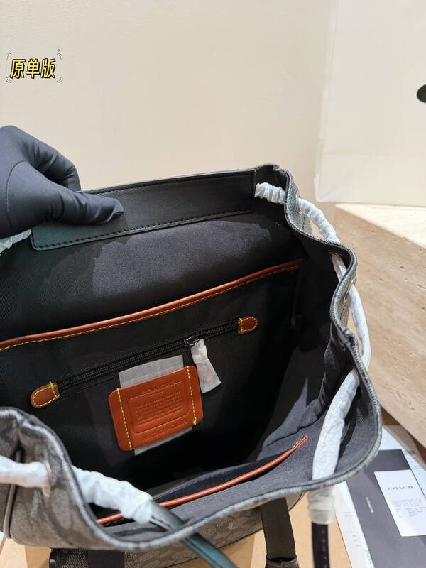 Coach Black shoulder bag — Top Quality Replica
