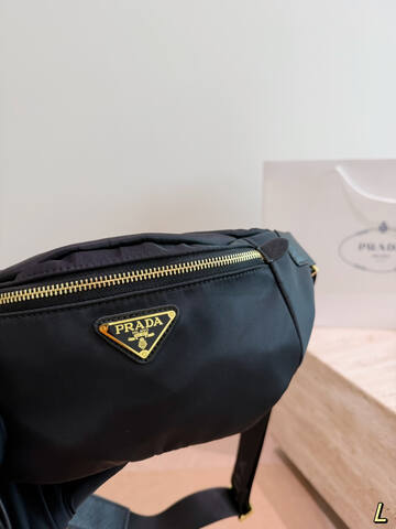 Prada Black shoulder bag Top Quality Replica