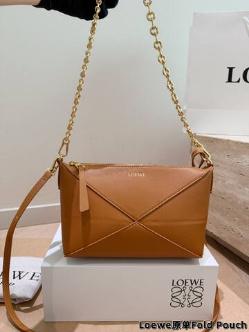 Loewe White shoulder bag Top Quality Replica