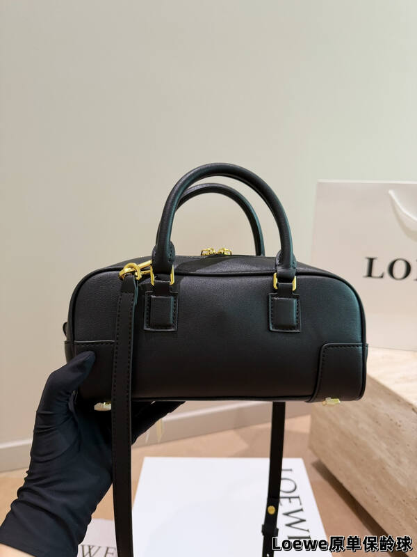 Loewe Black shoulder bag — 1:1 Replica