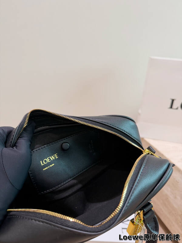Loewe Black shoulder bag — 1:1 Replica