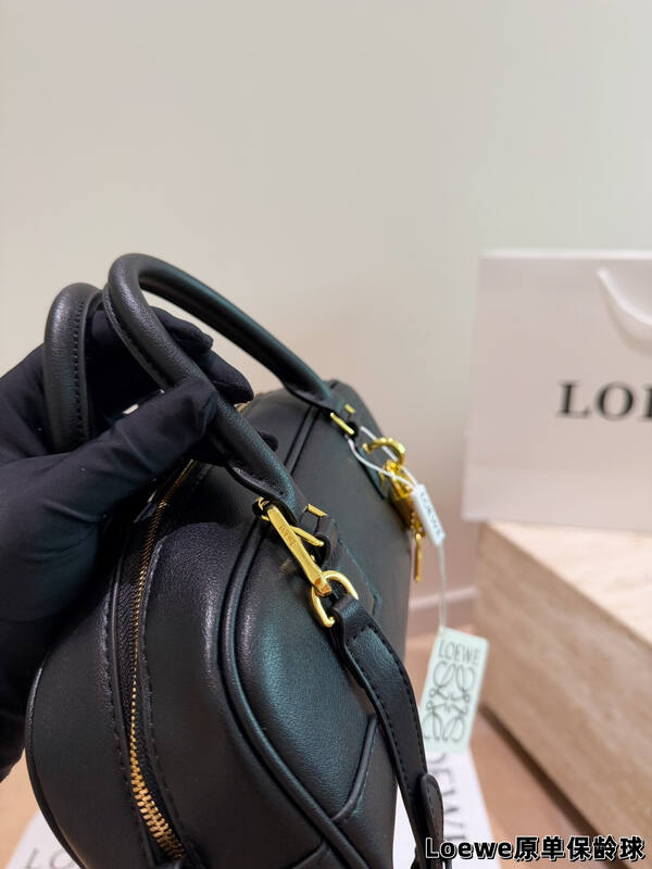 Loewe Black shoulder bag — 1:1 Replica